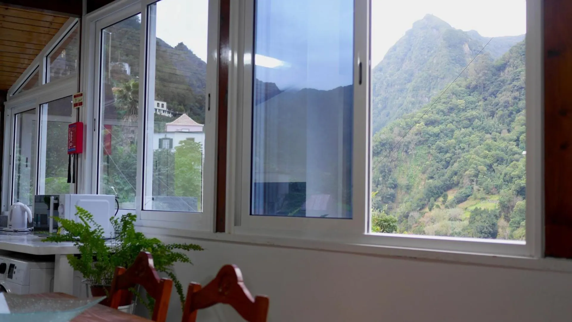 Green Valley Cruzinhas House With Fireplace & Bbq Santana  Santana (Madeira)